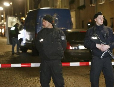 Βερολίνο: Συνελήφθη ανήλικος τζιχαντιστής που σχεδίαζε επίθεση αυτοκτονίας